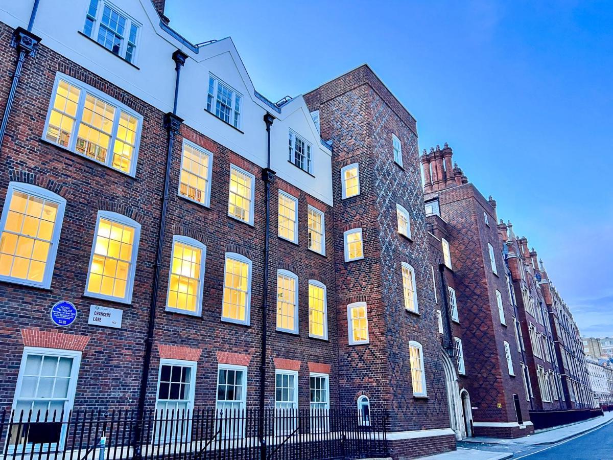 Superior Entire Apartment Between St Pauls Cathedral And Covent Gardenロンドン エクステリア 写真