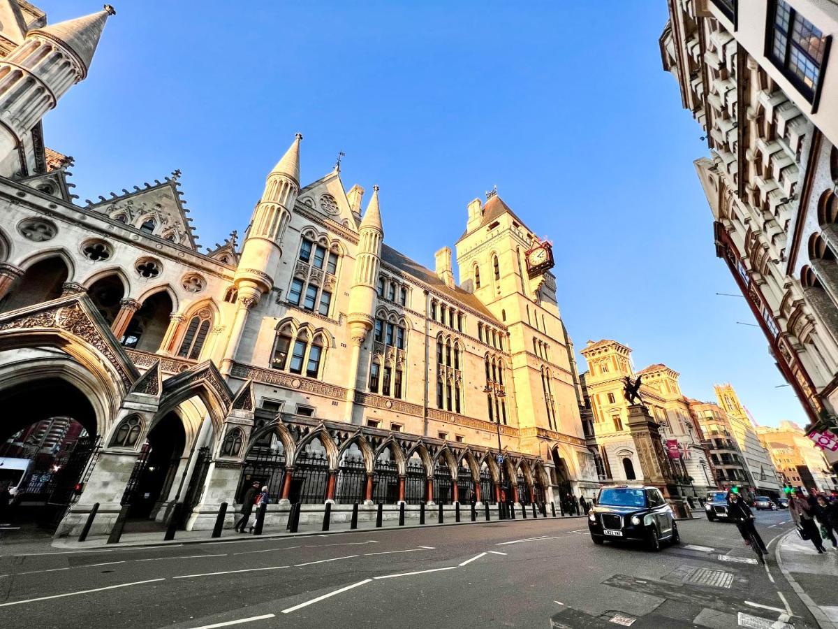 Superior Entire Apartment Between St Pauls Cathedral And Covent Gardenロンドン エクステリア 写真