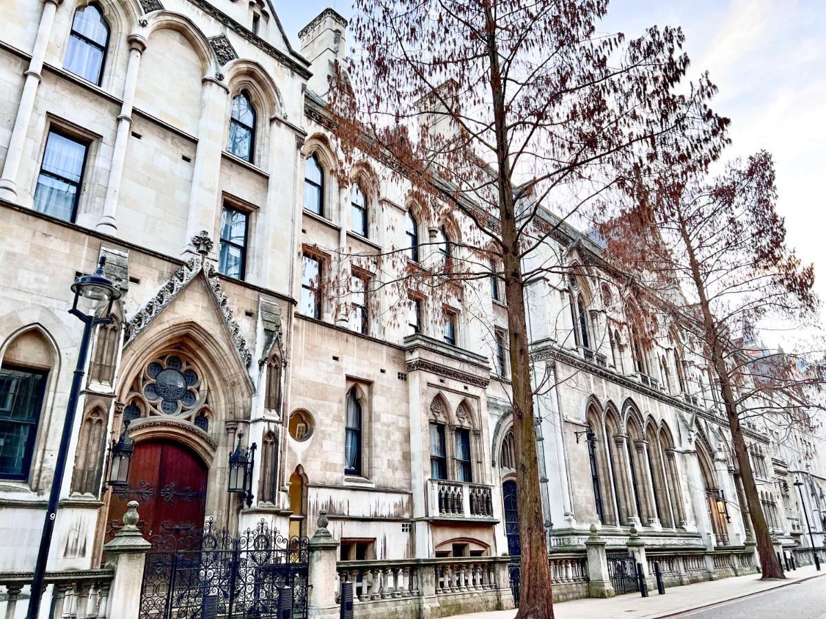 Superior Entire Apartment Between St Pauls Cathedral And Covent Gardenロンドン エクステリア 写真