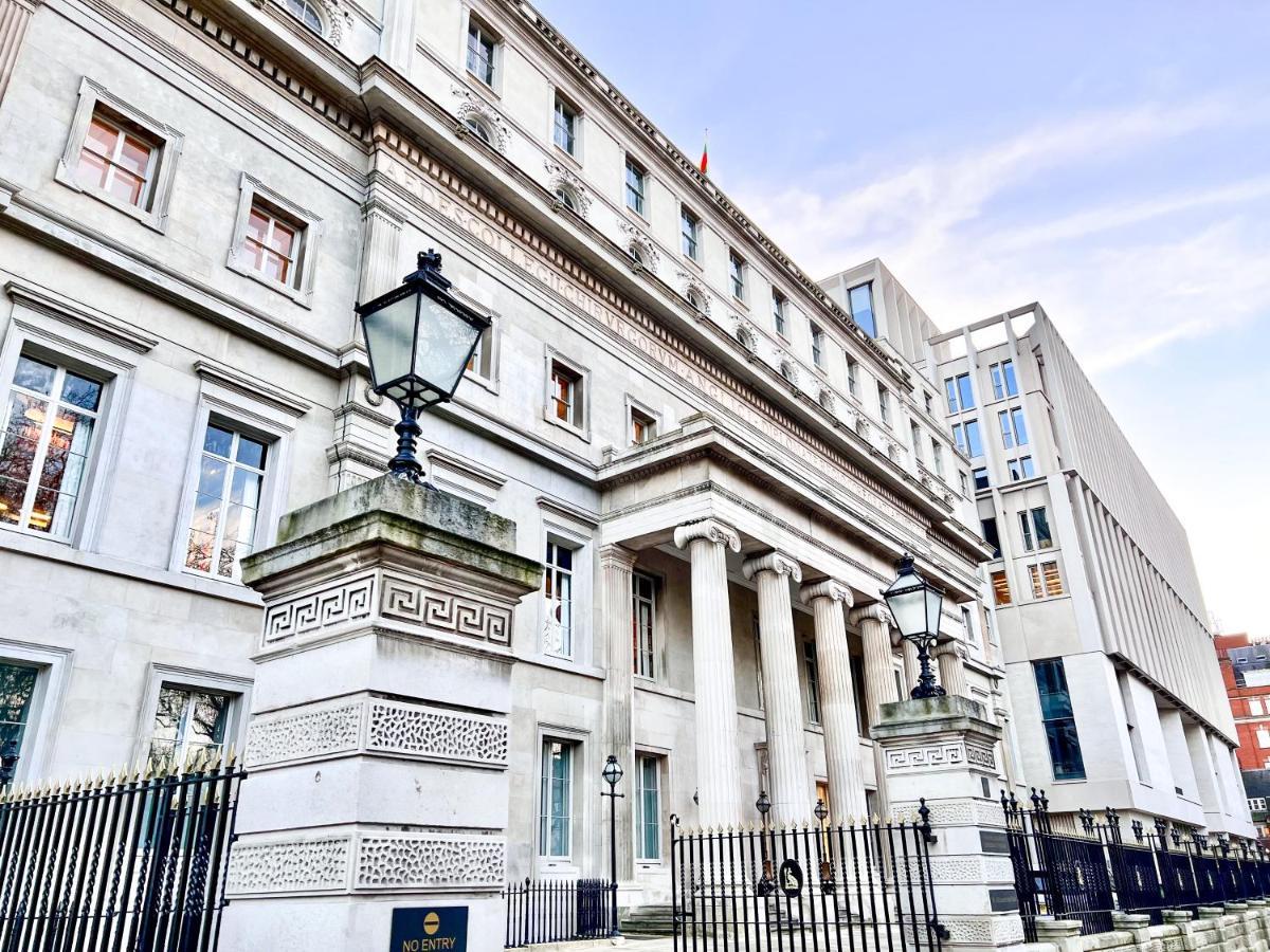 Superior Entire Apartment Between St Pauls Cathedral And Covent Gardenロンドン エクステリア 写真