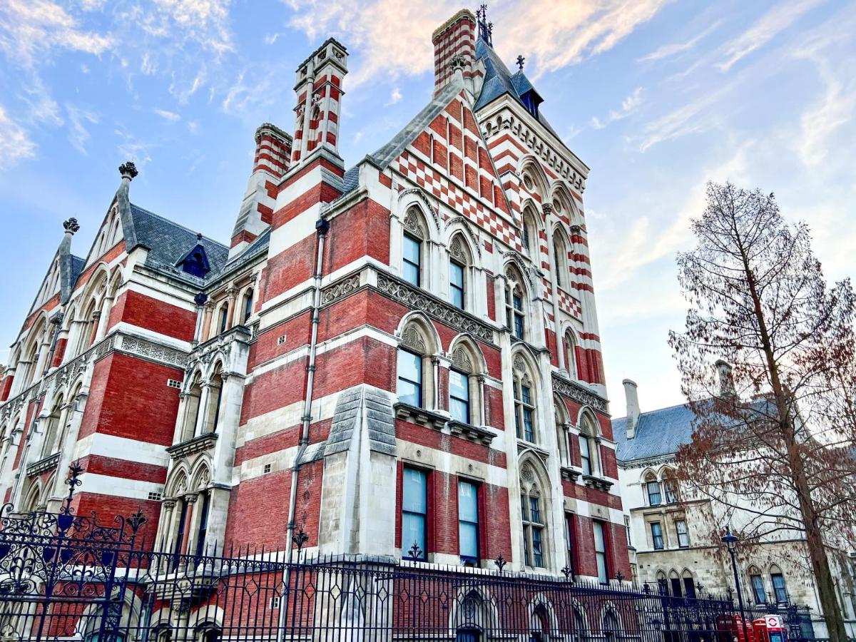 Superior Entire Apartment Between St Pauls Cathedral And Covent Gardenロンドン エクステリア 写真